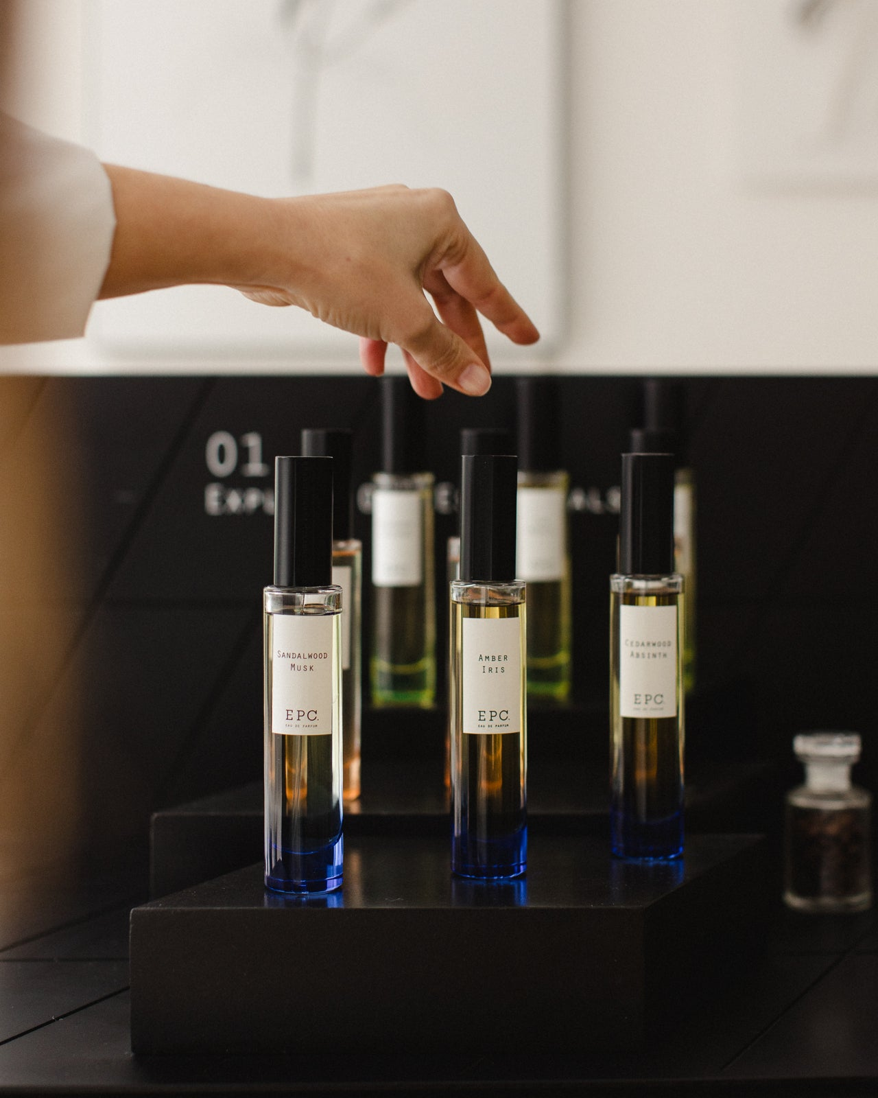 Blending Discovery Session – Experimental Perfume Club