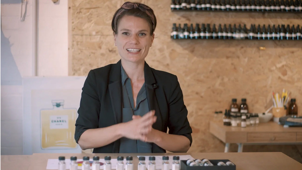 Online Course Fundamentals of Perfume Creation: Chapter 2